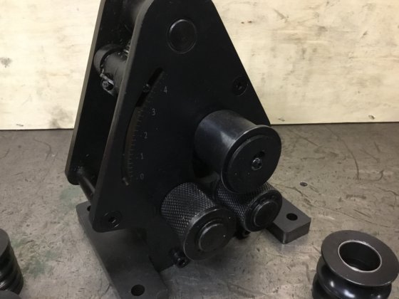 WNS 重型手动辊环机