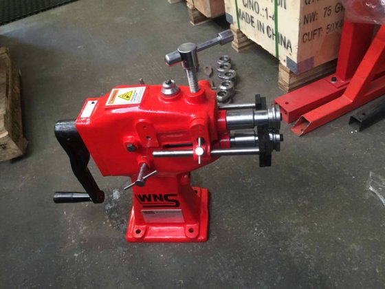 WNS ハンドスエージャー 215mm