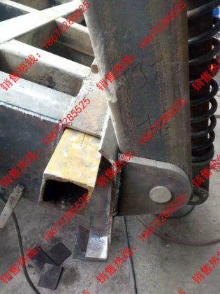 挖掘机运输车后爬梯总成