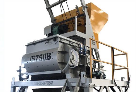 レンガ作りにおける二軸コンクリートミキサー