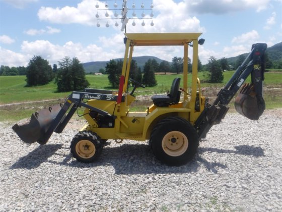 Backhoe Terramite T5c 20hp - Dutch Country Ace Backhoe Terramite T5c 20hp - Dutch Country Ace