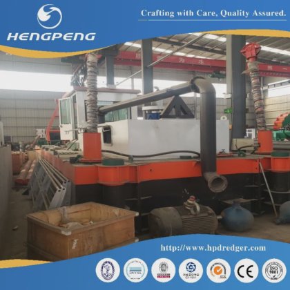 Versatile Mini Dredger for Efficient