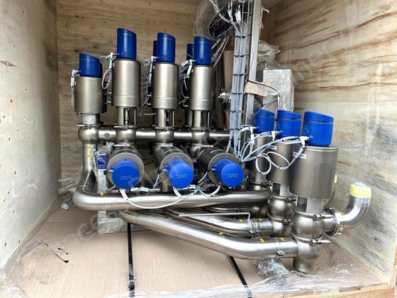 2021 从未使用过的阿法拉伐驱动阀歧管 - 14 个阀门