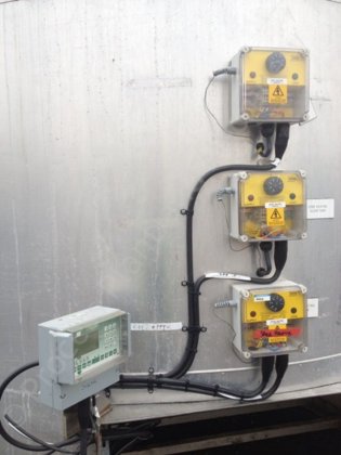 8,000升不锈钢保温及电伴热保温箱