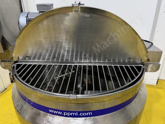 2012 500 L ステンレス鋼ジャケット付きタンク（門型ミキサー付き