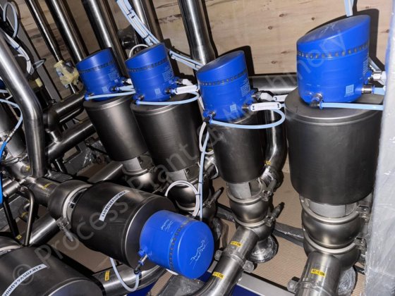 2021 未使用 アルファ・ラバル作動式無菌バルブマニホールド - 18x