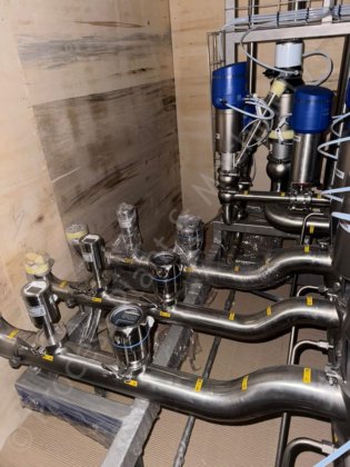 2021 未使用 アルファ・ラバル作動式無菌バルブマニホールド - 18x