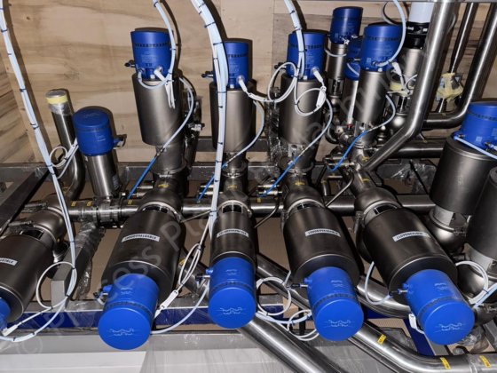 2021 未使用 アルファ・ラバル作動式無菌バルブマニホールド - 18x