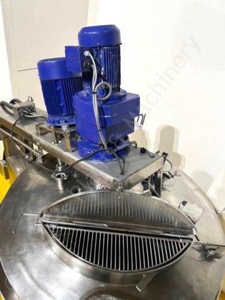 500 升不锈钢夹套罐（表面有刮痕）和高剪切混合器