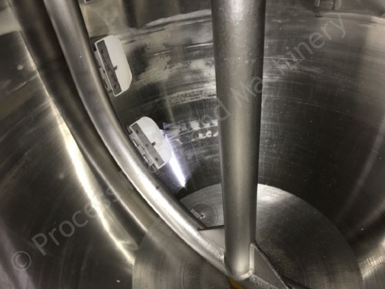 750 升 BCH 夹套罐，带顶部安装的全扫刮式表面搅拌器