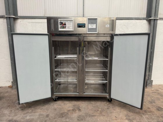 ポーラー・リフリゲーション U634 ツインドアステンレス製冷蔵庫