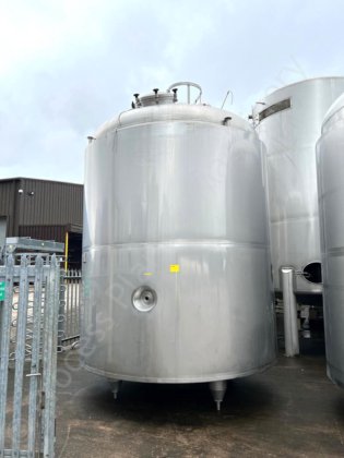 17,000 升不锈钢夹套罐，带多桨混合器