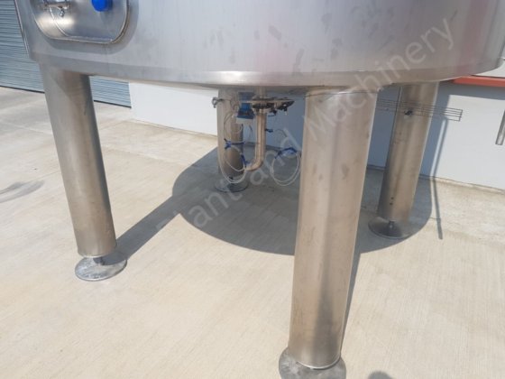 2016年5,000升不锈钢保温立式储罐