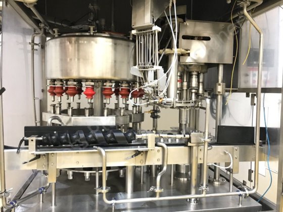 道森18头灌装机，集成6头封盖机