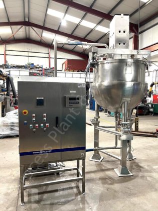 750 升夹套式刮削表面混合罐,配有 Silverson 直列式高剪切混合器