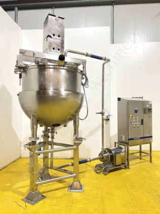 750 升夹套式刮削表面混合罐,配有 Silverson 直列式高剪切混合器