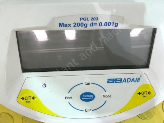 200克亚当设备PGL 203实验室秤