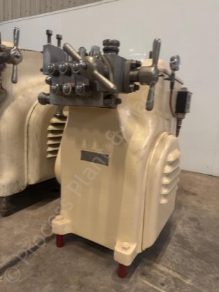 APVゴーリンK3-5BS型ホモジナイザー