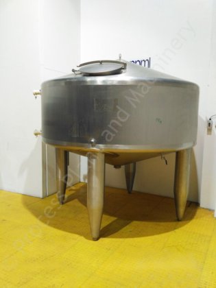 3,500リットル APV ステンレス製シングルスキン ホールディングタンク