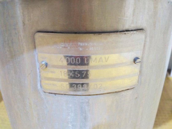 3,500リットル APV ステンレス製シングルスキン ホールディングタンク