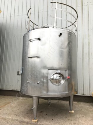 10,000升不锈钢夹套罐，带顶部桨叶混合器