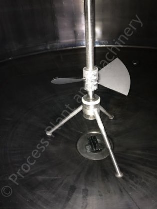 10,000升不锈钢夹套罐，带顶部桨叶混合器