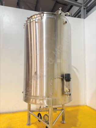 2,000升不锈钢夹套罐，带顶部安装的全清洗搅拌器