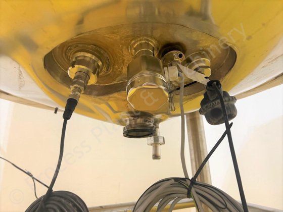 2,000升不锈钢夹套罐，带顶部安装的全清洗搅拌器