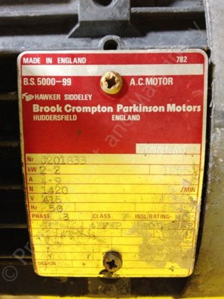 長さ2mのステンレス製オーガー・スクリューコンベア