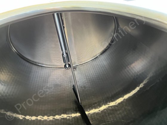 2,500 升不锈钢卧式牛奶散装罐