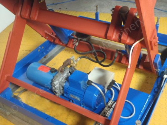 Élévateur à ciseaux hydraulique