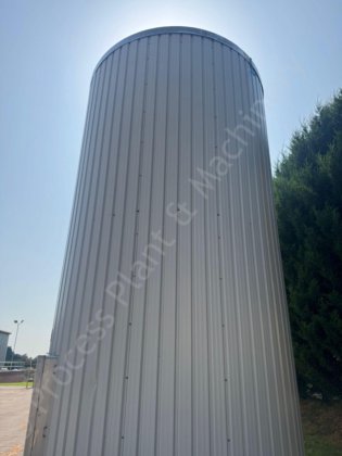 55,000 升不锈钢绝缘复合液体储存筒仓