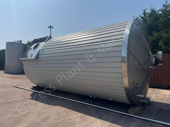 55,000 升不锈钢绝缘复合液体储存筒仓