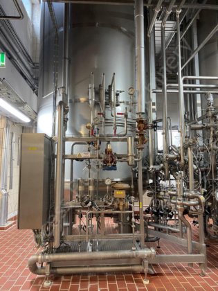 2011 27,770 Lシュワルツミルフォージャケット付きアセプティックタンク（新型ボトムエントリー型マグネット攪拌機付き