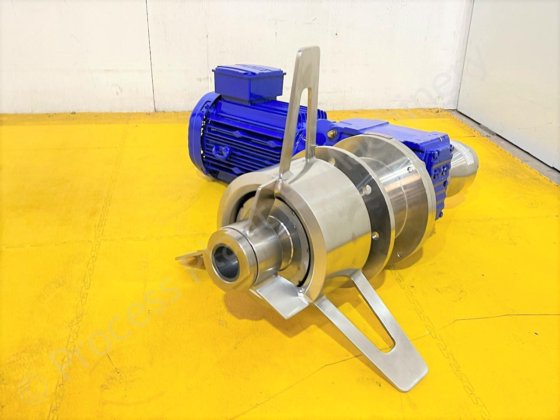 2011 27,770 Lシュワルツミルフォージャケット付きアセプティックタンク（新型ボトムエントリー型マグネット攪拌機付き