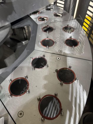 2016 Flexi-Pak 1805 回転式ポット充填機