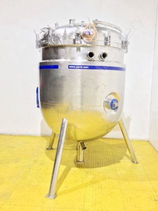 1,500 Ltr Giusti隔热罐，侧入式刮削表面过度混合。