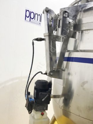 1,500L Giusti 断熱タンク（サイドエントリー、表面削り取り式）オーバーミックス