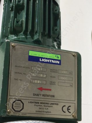 750升316级不锈钢夹套式水箱，带Lightnin搅拌器