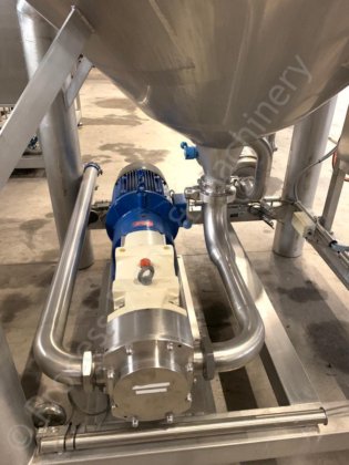 2004年1,200升Limitech水箱,带顶部安装的全刮式表面搅拌器