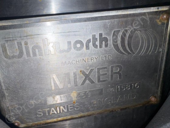 250 L ジャケットタンクとフルスイープミキサー、SILVERSON インラインハイシアーミキサー