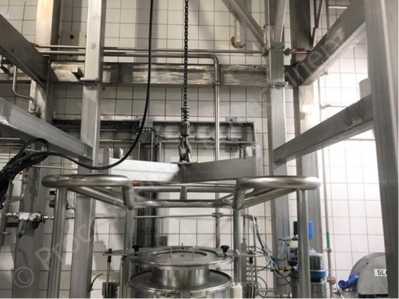 4,000升QB食品技术夹套式高剪切混合器，安装在称重传感器上