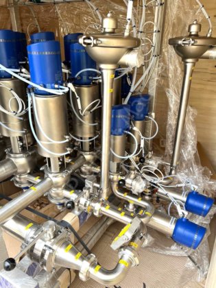 2021 从未使用过的阿法拉伐驱动阀歧管 - 20 个阀门