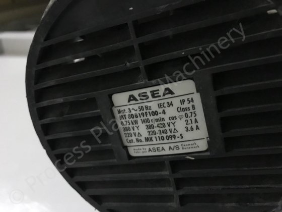 500 Ltr のステンレス鋼はかいミキサーが付いているタンクをジャケットで覆いました