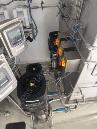 自带冷水冲洗系统