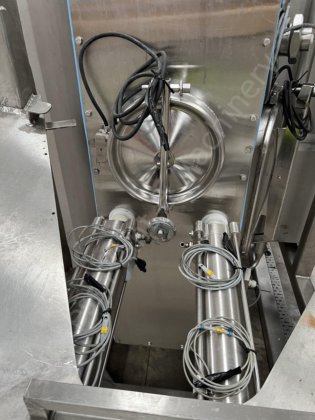 带磨机的切达干酪立式圆筒凝乳塔