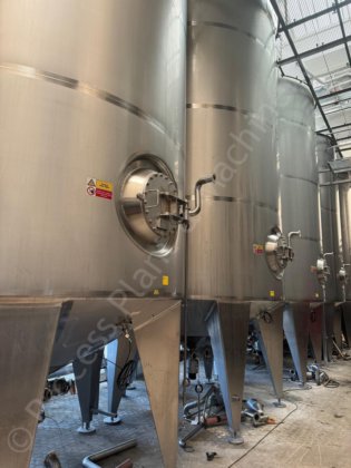 60,000 L シュワルテミルフォー 超清浄無菌ジャケットタンク ボトムエントリーミキサー付