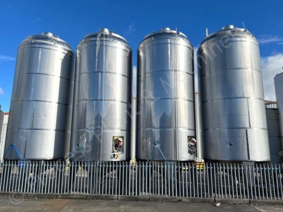 60,000 L シュワルテミルフォー 超清浄無菌ジャケットタンク ボトムエントリーミキサー付