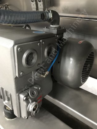 2016 Akvakum 真空包装机 (年份 )