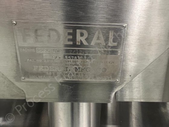 2014 フェデラル 12-4 ガラス・プラスチック回転式充填ライン -